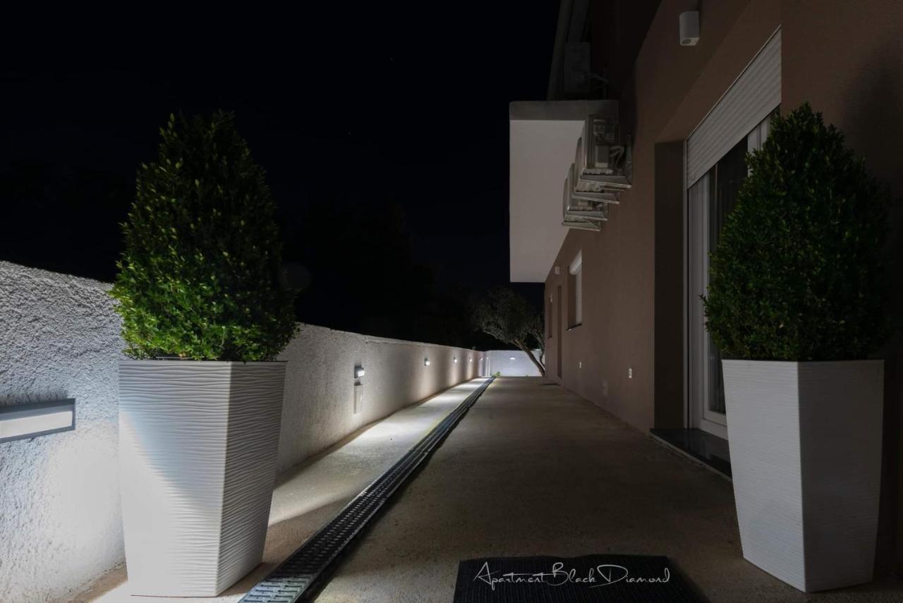 Apartment Black Diamond Ražanac Kültér fotó